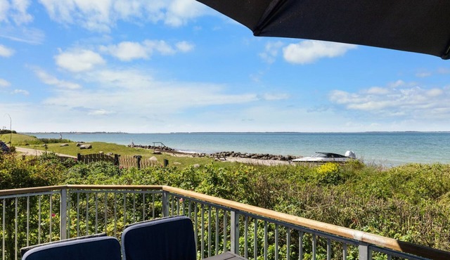 "Luci" - 20m from the sea by Interhome