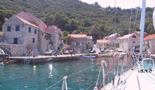 Lucica Beachfront House #1 w/A/C & WIFI on Lastovo Island