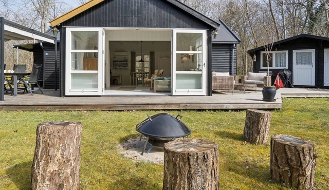 "Lucie" - 50m from the sea by Interhome