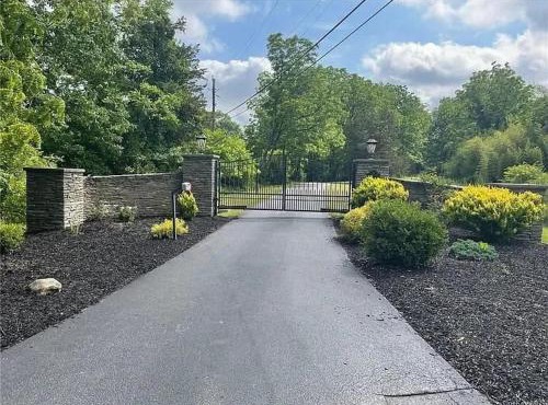 Lucious Lagrangeville