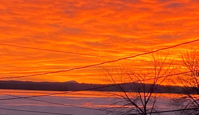 Luckeys Lakehouse is a new 3 bedroom, 2 bath home with lake view and access.