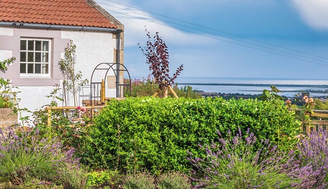 Lucklaw Steading Cottage