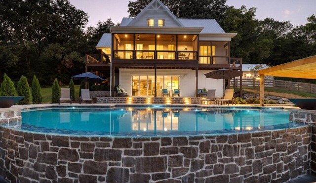 Lucky 13 Farms - Secluded Estate w/Heated Infinity Pool