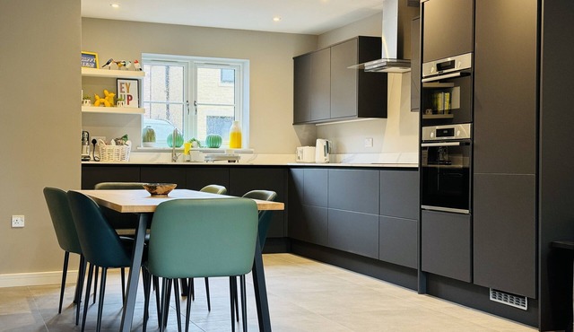 Lucky 13, Modern Living on the Yorkshire Wolds Way, UK