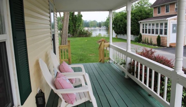 Lucky Little Lake House - Heart of Sylvan Beach