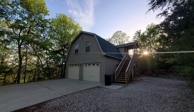 Lucky's - Adorable Cottage by the Beaver Lake Sailboat Club