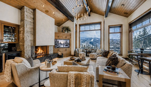 Lucky Star 2 Ski In Out Deer Valley Retreat Hot Tub and Views