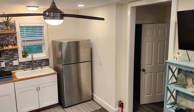 Lucy's Kidogo Tiny Cottage