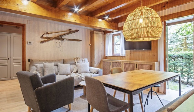 Luderna - Apartamento con jardín Montardo