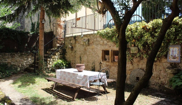Lugar Histórico con Encanto en la Ciudad Medieval de Frías