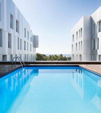 Lugaris Beach Apartments