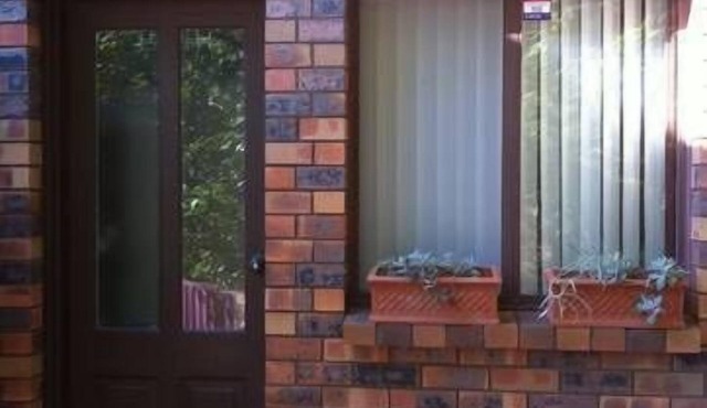 Lugarno Lodge Garden Apartment