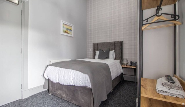 Lugton Rooms - 2 bedroom suite