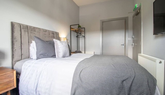 Lugton Rooms - Twin bedroom suite