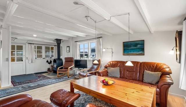 "Luiza" - 300m from the sea by Interhome