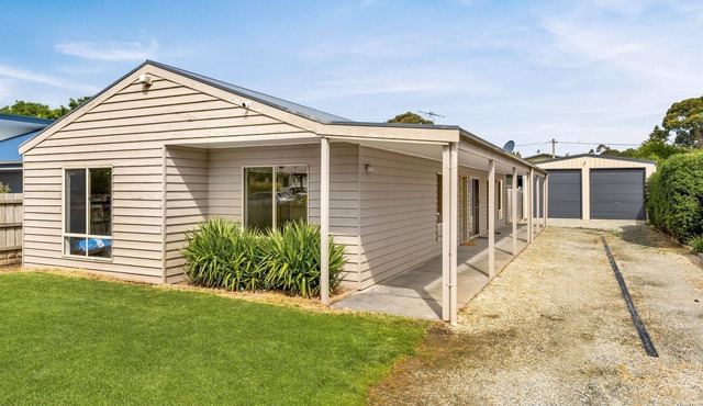 Luke's Hideaway in Coronet Bay