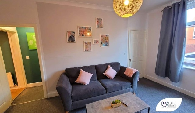 Luke Stays - Rokeby Street