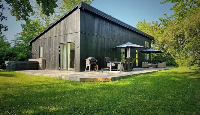 Luksuriøst Sommerhus med Stor Have i Kaldred