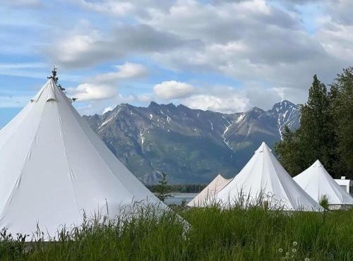 Lulu's Glamping Tents and Events with Exceptional River View
