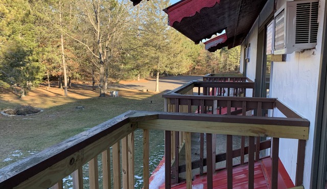 Lumberjack Inn