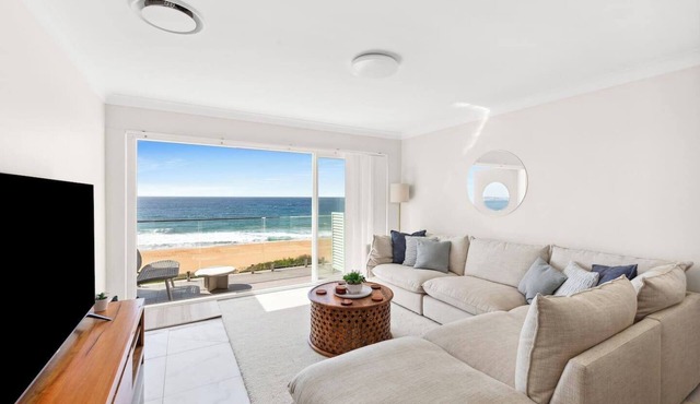 Lume on the Shore A Stylish Oceanfront Getaway