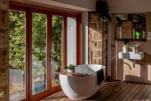 Luminous Pond Farm Wine Country Hahndorf