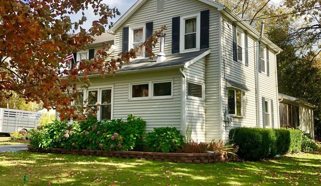 Lummis St. Bungalow located in the quaint township of Sodus Point NY!