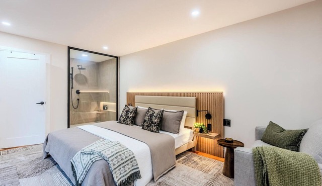 Luna Suite At The Taiga On Animal Sanctuary