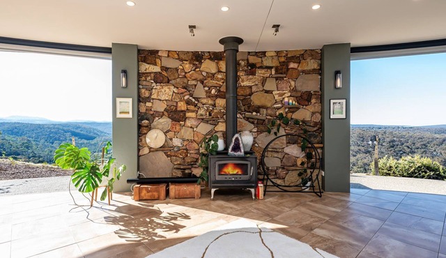 Luna Views Retreat by Property Mums