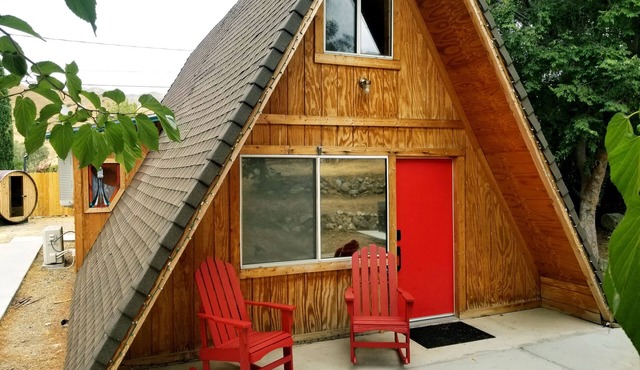 ▲ Lunar Landing ▲ Pet friendly, colorful A-Frame cabin with barrel sauna