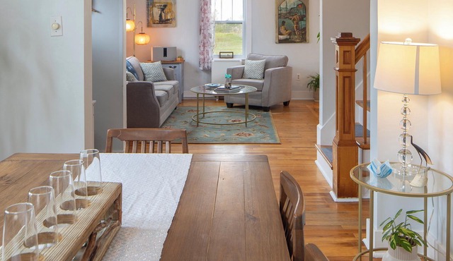 Lunenburg's Cupcake House