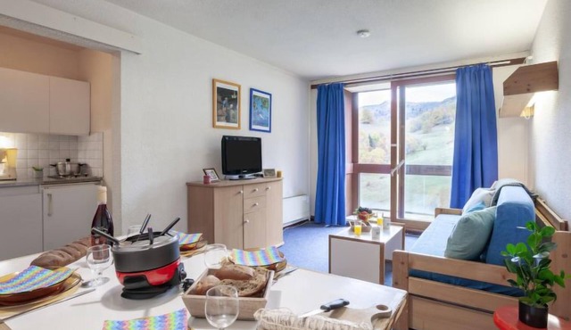 Lunik Orion by Interhome