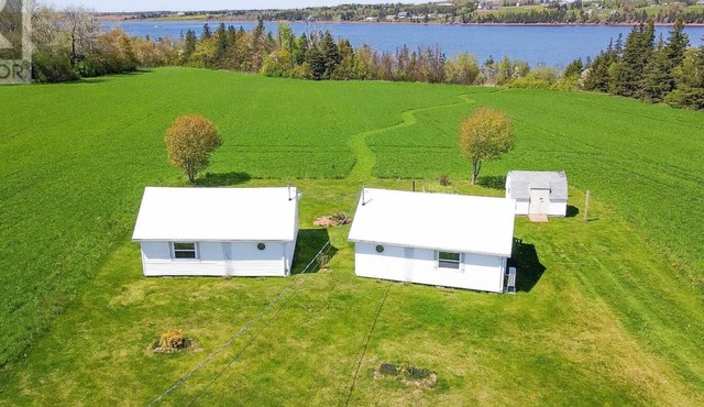 Lupin Cottage – Trailside Waterfront Getaway