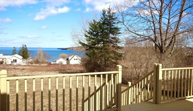 Lupine Cottage | Walk to Downtown Rockland + Harbor Views