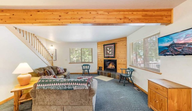 Lupine Spacious & Comfortable Retreat/Pet Friendly