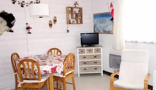 Lupins residence - APARTMENT ALPE D'HUEZ QUARTIER CENTRE STATION