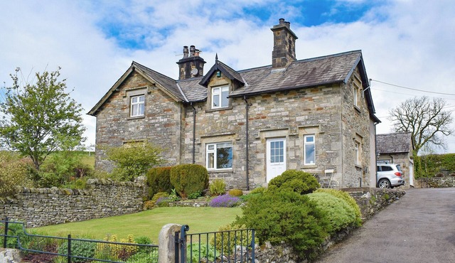 Lupton Hall Cottages