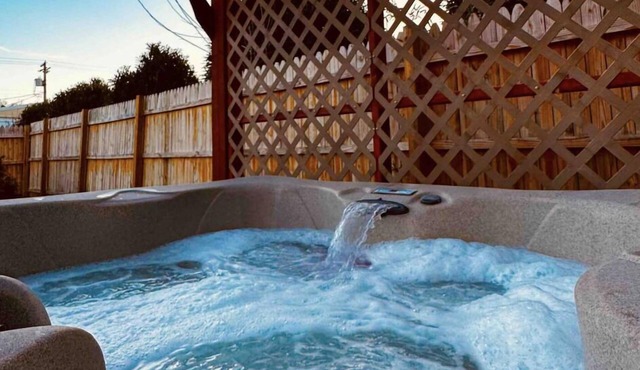 Luray Escape . Hot Tub . 15 Min to Skyline Drive