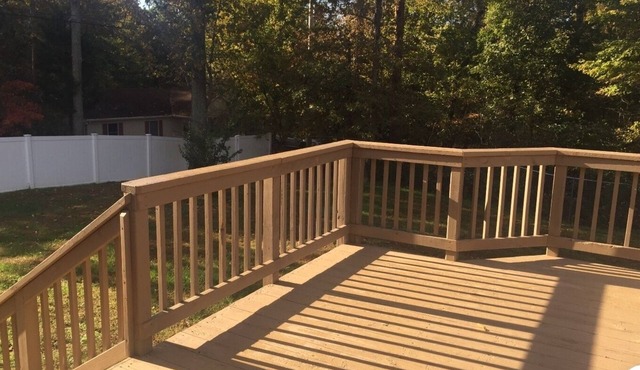 Lusby spacious beauty single family home near Solomons Island