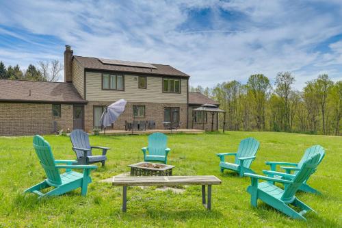 Lush and Secluded Family Getaway in Woodbine