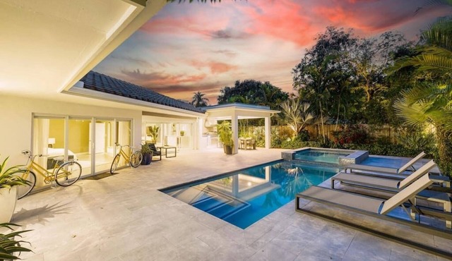 Lush Luxury Marvel in Miami w/Pool&Bbq