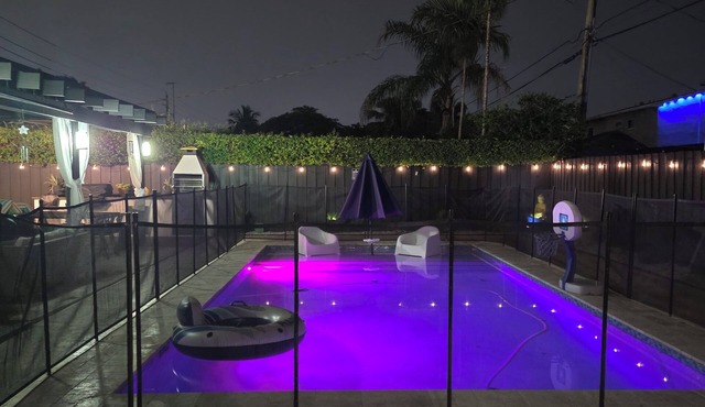 Lush Retreat: Pool, Gazebo, Outdoor Kitchen