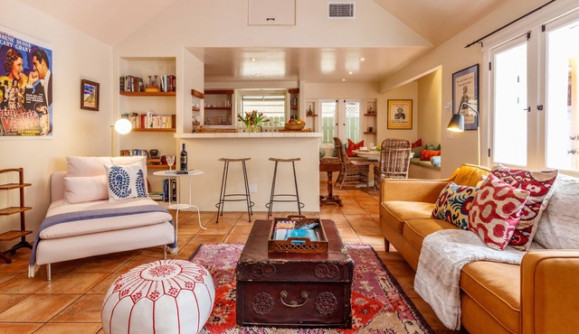 Lush Venice Beach Oasis - 4 doors from the beach