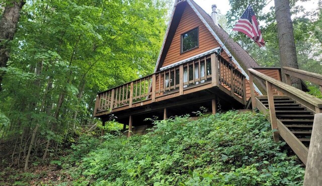 Luther Secluded Riverfront A-Frame