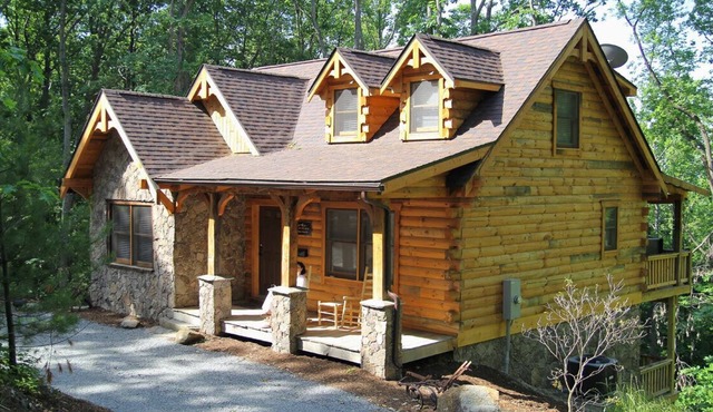 Luvin on the Ridge | 2 Bed, 3 Bath