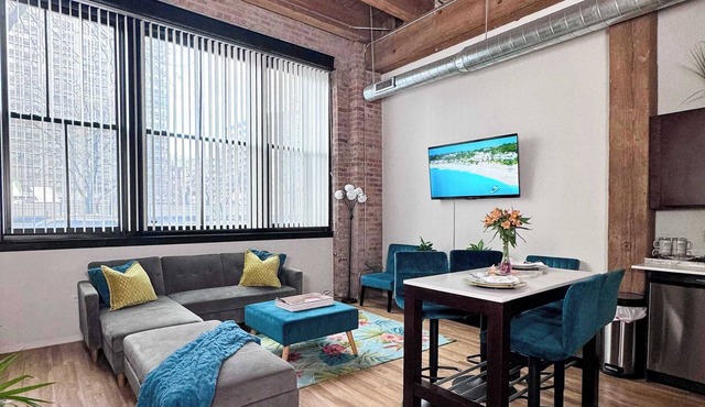 Luxéry Stay "Ocean Room" Downtown/McCormick/WinTrust Area