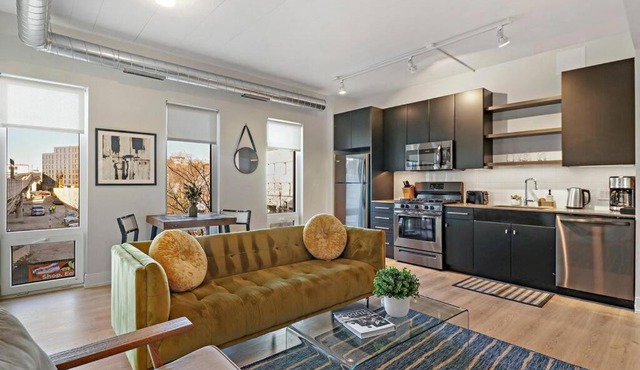 Lux 1BR & 1BA Apartment in Belmont - Belmont 207