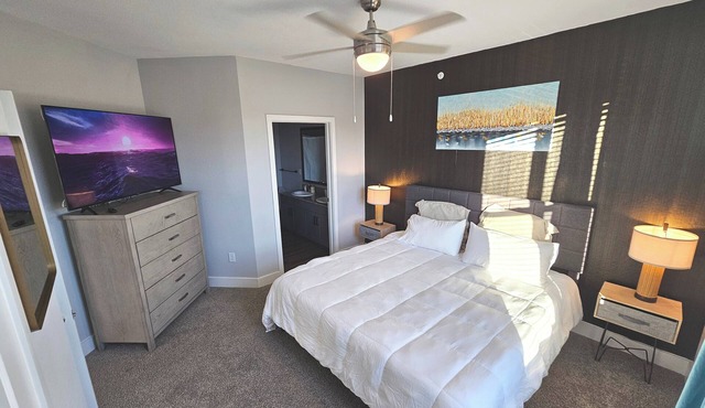 Lux 2 Bedroom king+twin trundle room, Pool views