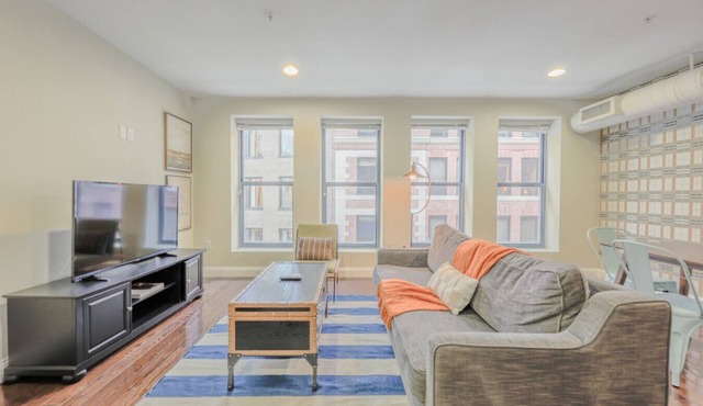 Lux 2br in the Heart of FIDI!