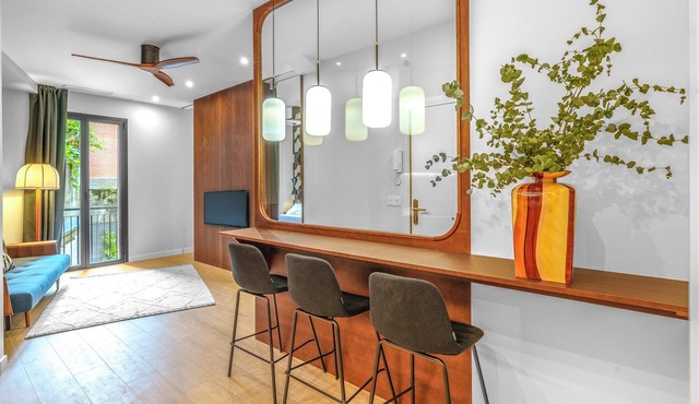 Lux Apartment Parking Included